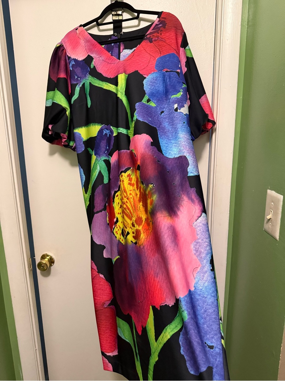 New York & Company Red and Pink Floral Print Dress